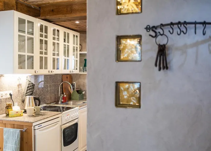 Kgb Bunker In The Old Town شقة *