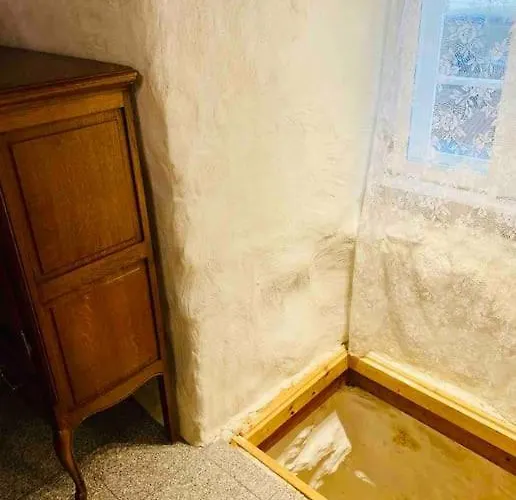 Kgb Bunker In The Old Town تالين